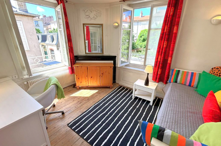 Cuisine Appartement 2 Pièces · 45 m² , 680 € charges comprises · Nancy 54000 · Quartier Charles III/Centre Ville à Nancy