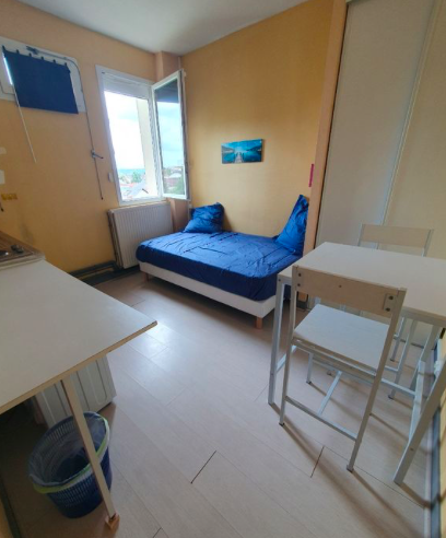 Chambre Studio 1 Pièce · 17 m², 370 € · Limoges 87100 · Quartier Louyat à Limoges