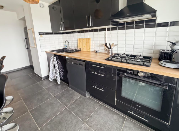 Chambre Appartement 1 Pièce en colocation · 10 m², 395 € · Tours 37200 · Quartier Lac à Tours