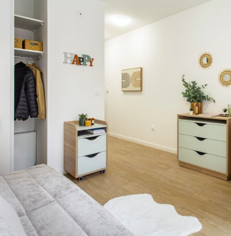 Salle de bain Studio, 1 Pièce · 18 m², 701 € charges comprises · Bobigny 93000 · Quartier Centre-ville à Bobigny