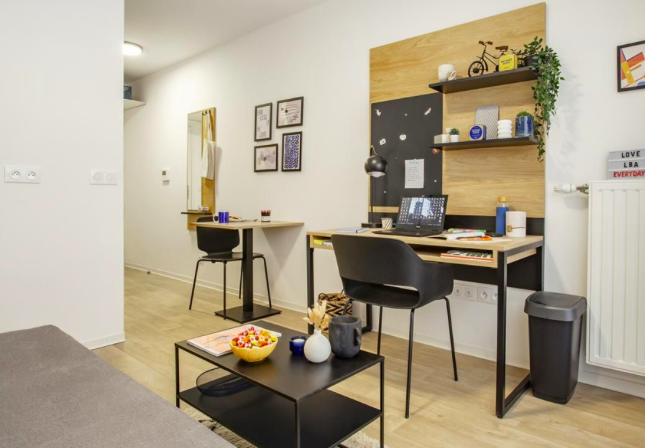 Chambre Studio, 670 €, 1 Pièce · 18 m²· Saint-Denis 93380 · Quartier Pierrefitte-sur-Seine à Saint-Denis