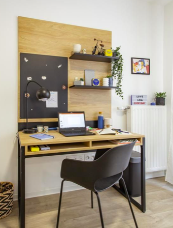 Salle de bain Studio, 670 €, 1 Pièce · 18 m²· Saint-Denis 93380 · Quartier Pierrefitte-sur-Seine à Saint-Denis