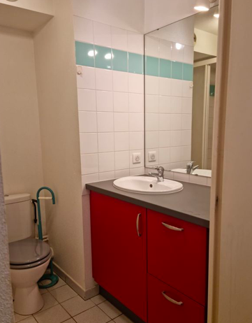 Cuisine Studio, 1 Pièce · 20 m²· Strasbourg 67100 · Quartier Neudorf-Musau-Port du Rhin à Strasbourg