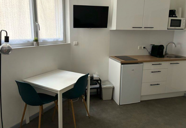 Chambre Studio, 460 €, 1 Pièce · 17 m² · Reims 51100 · Quartier Centre-Ville à Reims