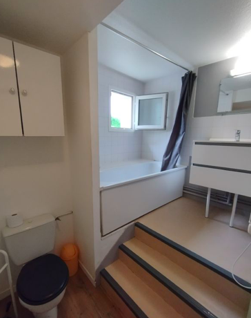 Cuisine Studio, 400 €, 1 Pièce · 23 m² · Niort 79000 · Quartier Champclairot - Goise - Champommier à Niort