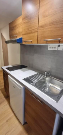 Cuisine Appartement, 440 €, 1 Pièce · 14 m² · Niort 79000 · Quartier Saint-Florent à Niort