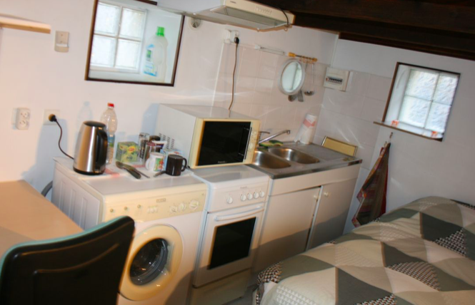 Salle de bain Appartement, 490 €, 1 Pièce · 20 m² · Niort 79000 · Quartier Tour Chabot - Gavacherie à Niort