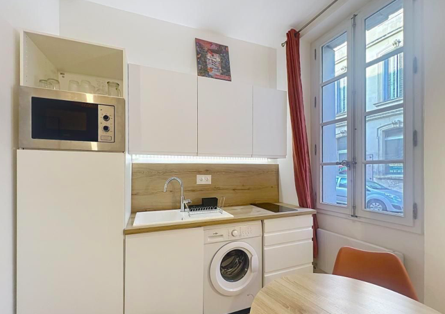 Cuisine Studio, 490 €, 2 Pièces · 12 m² · Avignon 84000 · Quartier Raspail - Vernet à Avignon
