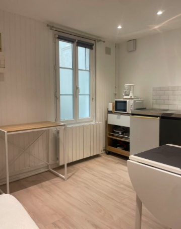 Chambre Studio, 400 €, 1 Pièce · 13 m² · Rouen 76000 · Quartier Pasteur à Rouen