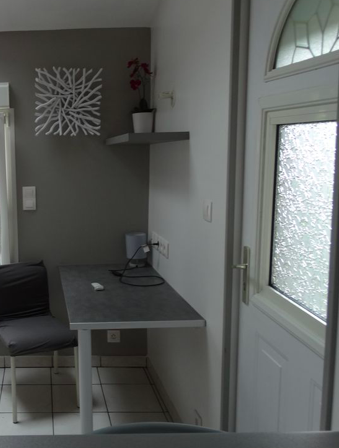 Salle de bain Studio, 468 €, 2 Pièces · 18 m² · Petit-Couronne 76650 à Petit-Couronne