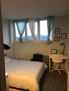 Salle de bain Colocation, 550 €, 4 Pièces · 70 m² · Saint-Denis 93200 · Quartier Centre-ville - Basilique à Saint-Denis