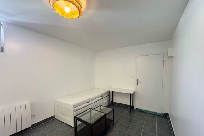 Chambre Studio, 550 €, 1 Pièce · 18 m² · Champigny-sur-Marne 94500 · Quartier Quatre Cités - Simonettes à Champigny-sur-Marne