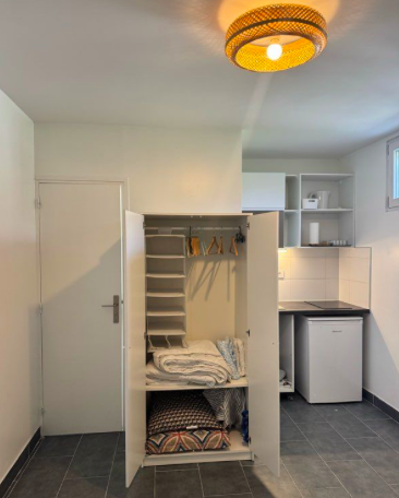 Cuisine Studio, 550 €, 1 Pièce · 18 m² · Champigny-sur-Marne 94500 · Quartier Quatre Cités - Simonettes à Champigny-sur-Marne
