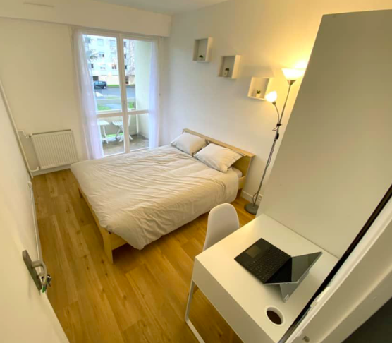 Cuisine Colocation, 440 €, 5 Pièces · 90 m²· Évry-Courcouronnes 91000 · Quartier Évry à Évry-Courcouronnes