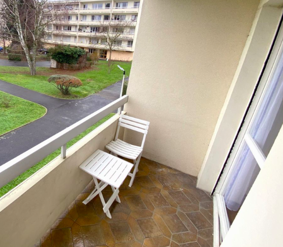 Salle de bain Colocation, 440 €, 5 Pièces · 90 m²· Évry-Courcouronnes 91000 · Quartier Évry à Évry-Courcouronnes