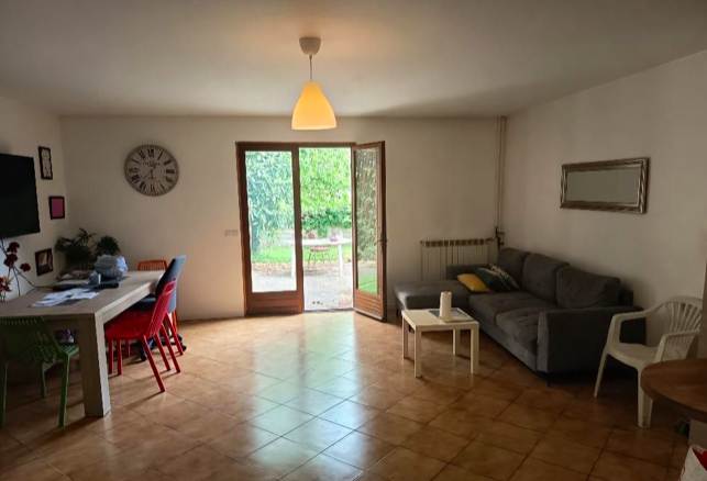 Salle de bain Appartement, 450 €, 2 Pièces · 10 m² · Évry-Courcouronnes 91000 · Quartier Bras de Fer à Évry-Courcouronnes