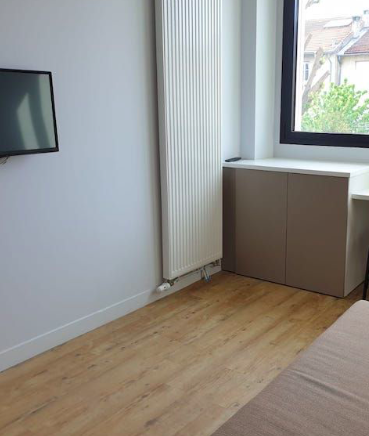 Chambre Studio, 550 € charges comprises, 1 Pièce · 17 m² · Bordeaux 33000 · Quartier Victor Hugo Saint-Augustin à Bordeaux