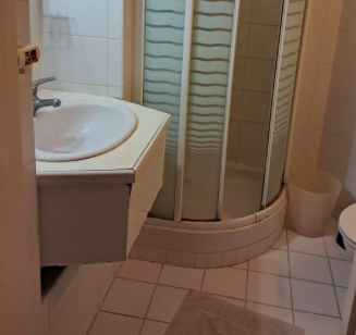 Cuisine Studio, 450 € charges comprises, 1 Pièce · 20 m²· Bordeaux 33000 · Quartier Centre à Bordeaux