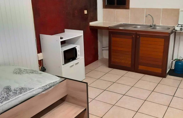 Salle de bain Studio, 532 € charges comprises, 1 Pièce · 25 m² · Fort-de-France 97200 à Fort-de-France
