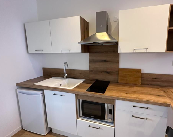 Cuisine Studio, 440 € charges comprises, 1 Pièce · 18 m²· Albi 81000 · Quartier Centre-ville à Albi