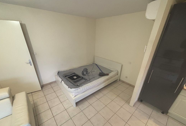 Salle de bain Appartement, 455 € charges comprises, 1 Pièce · 31 m² · Albi 81000 à Albi