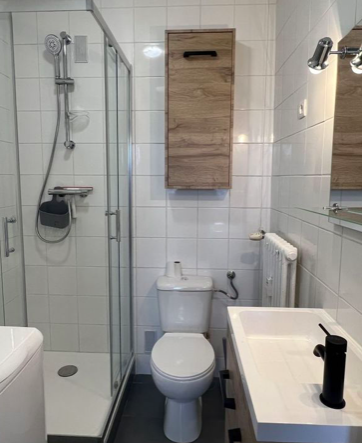 Salle de bain Studio, 520 € charges comprises, 1 Pièce · 21 m² · Metz 57070 · Quartier Queuleu à Metz