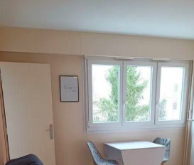 Chambre Studio, 550 € charges comprises, 1 Pièce · 27 m² · Metz 57000 · Quartier Borny à Metz
