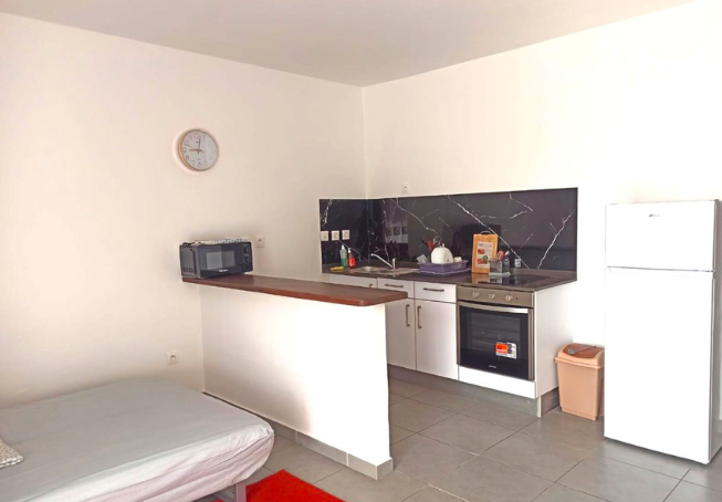 Chambre Appartement, 720 € charges comprises, 1 Pièce · 30 m² · Cayenne 97300 à Cayenne