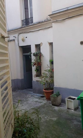 Cuisine Studio, 500 € charges comprises, 1 Pièce · 9 m² · Paris 75018 · Quartier Barbès - Château Rouge à Paris