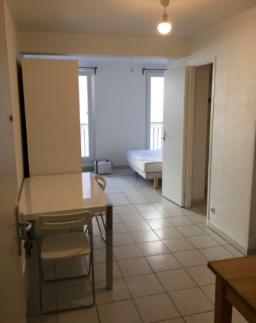 Cuisine Studio, 540 € charges comprises, 1 Pièce · 22 m² · Grenoble 38000 · Quartier Hyper-centre à Grenoble