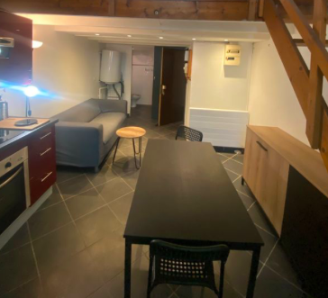 Chambre Appartement, 490 € charges comprises, 2 Pièces · 31 m² · Grenoble 38000 · Quartier Berriat - Chorier à Grenoble