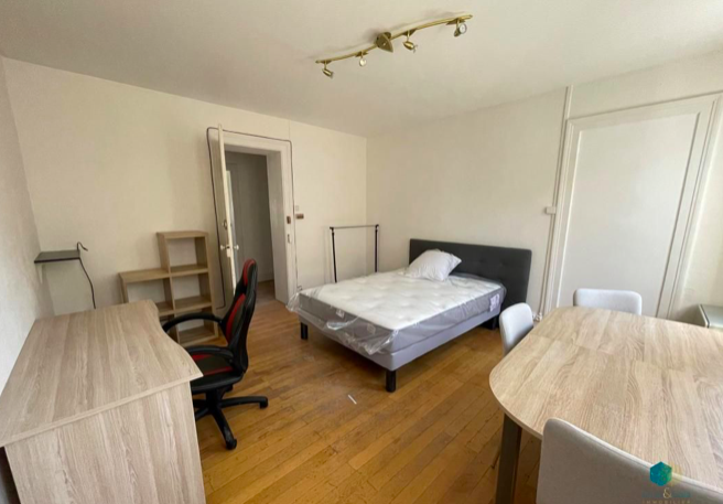 Cuisine Studio, 490 € charges comprises, 1 Pièce · 16 m² · Strasbourg 67000 · Quartier Centre à Strasbourg