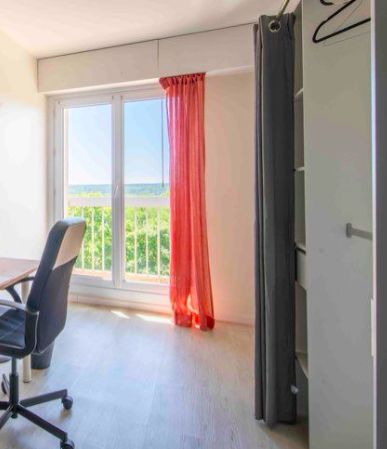 Chambre Colocation, 540 € charges comprises, 5 Pièces · 83 m² · Cergy 95000 · Quartier Grand Centre à Cergy