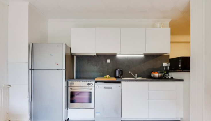 Salle de bain Studio, 550 € charges comprises, 1 Pièce · 10 m² · Cergy 95000 à Cergy