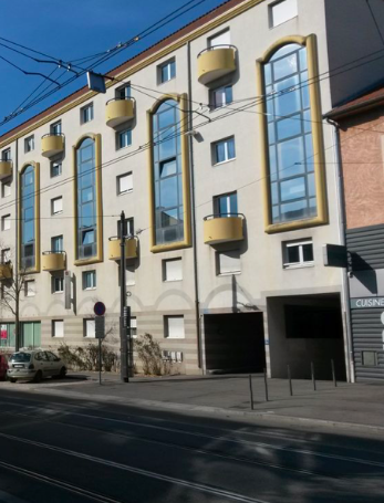Chambre Studio, 550 € charges comprises, 1 Pièce · 18 m² · Bron 69500 · Quartier Le Rafour à Bron