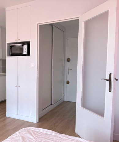 Chambre Studio, 520 € charges comprises, 1 Pièce · 27 m² · Orléans 45000 · Quartier Carmes-Bannier à Orléans