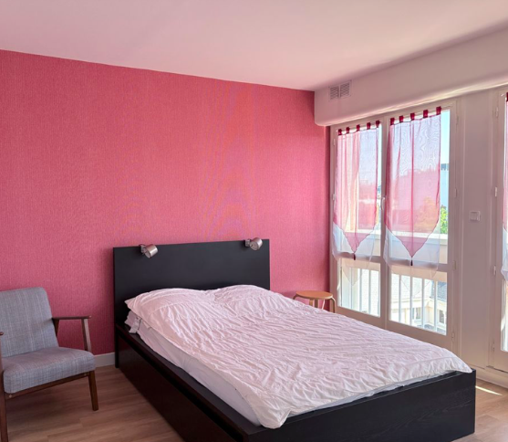 Cuisine Studio, 520 € charges comprises, 1 Pièce · 27 m² · Orléans 45000 · Quartier Carmes-Bannier à Orléans