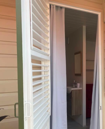 Chambre Studio 550 € charges comprises, 1 Pièce · 12 m² · Fort-de-France 97200 · Quartier Fort-de-France à Fort-de-France