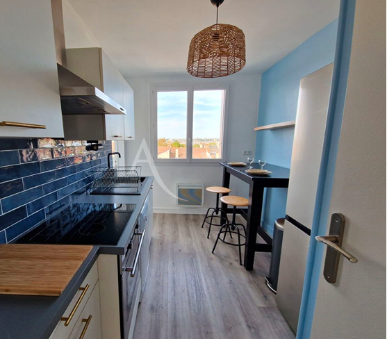 Salle de bain Colocation 480 € charges comprises, 1 Pièce · 10 m² · Caen 14000 · Quartier Vaucelles à Caen