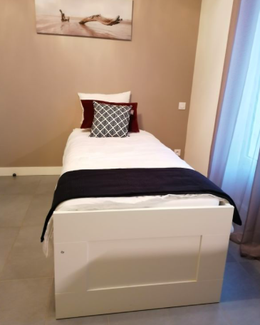 Cuisine Studio 520 € charges comprises, 1 Pièce · 17 m² · Caen 14000 · Quartier Pierre Heuz à Caen