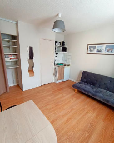 Chambre Studio 480 € charges comprises, 1 Pièce · 15 m² · Caen 14000 · Quartier Bas Venoix - La Prairie à Caen