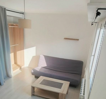 Salle de bain Appartement 440 € charges comprises, 1 Pièce · 28.75 m²· Colmar 68000 · Quartier Sainte-Marie à Colmar