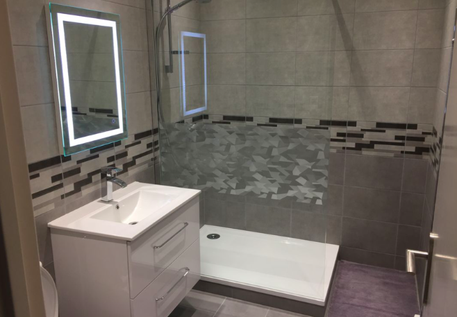Salle de bain Appartement 550 € charges comprises, 1 Pièce · 25 m² · Colmar 68000 · Quartier Centre à Colmar
