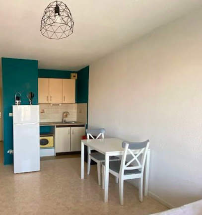 Chambre Studio 520 € charges comprises, 1 Pièce · 25 m² · Dijon 21000 · Quartier Maladière-Drapeau-Clemenceau à Dijon