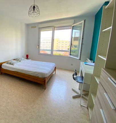 Cuisine Studio 520 € charges comprises, 1 Pièce · 25 m² · Dijon 21000 · Quartier Maladière-Drapeau-Clemenceau à Dijon