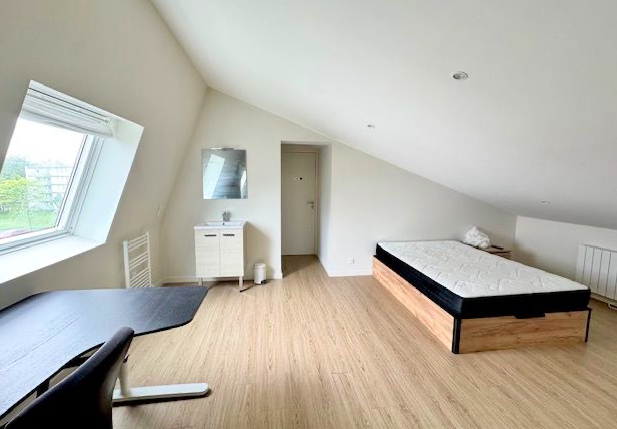 Cuisine Studio 470 € charges comprises, 1 Pièce · 22 m² · Brest 29200 · Quartier Facultés - Kergoat à Brest