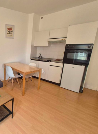 Chambre Studio 450 € charges comprises, 1 Pièce · 19 m² · Brest 29200 · Quartier Saint-Michel à Brest
