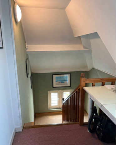 Salle de bain Studio 390 € 1 Pièce · 12 m² · Angers 49000 · Quartier Madeleine - Saint-Léonard - Justices à Angers