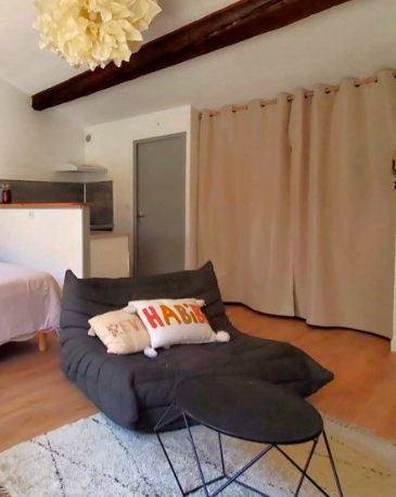 Chambre Studio 430 € charges comprises, 1 Pièce · 25 m² · Perpignan 66000 · Quartier Saint-Jean à Perpignan