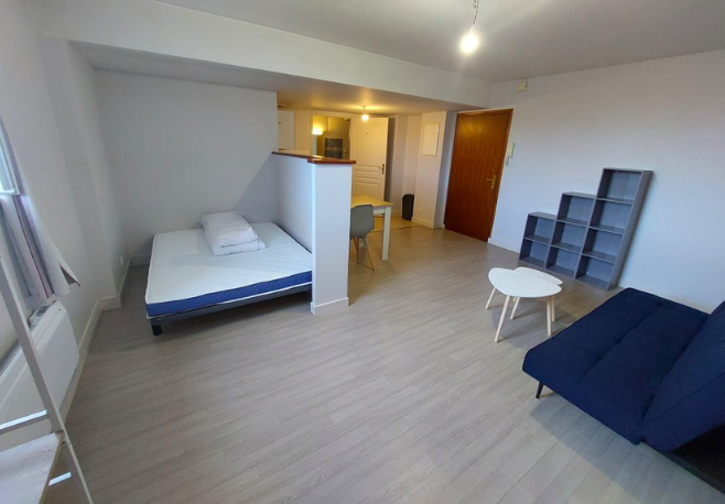 Cuisine Studio 480 € charges comprises, 1 Pièce · 29 m² · Cholet 49300 · Quartier Gambetta à Cholet